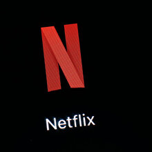 Netflix'ten yeni hamle: 'Enes Batur Hayal Mi Gerçek Mi?' filmini satın aldı