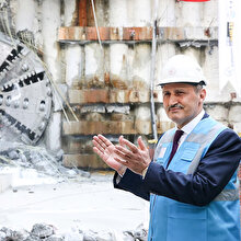 İstanbul Metrosu'nda 'ışık' göründü