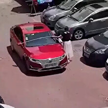 İşte gerçek bir park asistanı: Elinde metre ile park alanını hesapladı