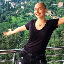 Kanserle mücadelenin 'en güzel' örneği Neslican Tay hayatını kaybetti