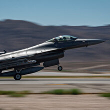 Türk F-16'lar Suriye hava sahasında