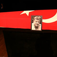 Tarık Ünlüoğlu son yolculuğuna uğurlandı