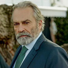 Haluk Bilginer hayranlarına müjde: Dr. Greif karakteriyle geri dönüyor