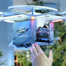 Ford'dan otomobiller için çılgın proje: Lastikleri drone değiştirecek