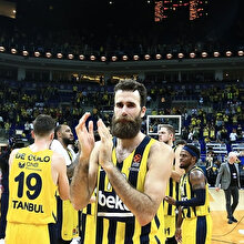 Nando De Colo'nun tarihi performansı Kanarya'yı uçurdu
