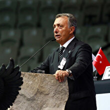 Beşiktaş'ın 34. başkanı Ahmet Nur Çebi oldu!