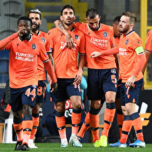Başakşehir kazandı! Yarışa ortak oldu