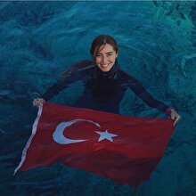 Şahika Ercümen paletsiz dalışta kadınlar dünya rekorunu kırdı