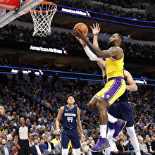 LeBron James harika oynadı: Los Angeles Lakers uzatmada kazandı!