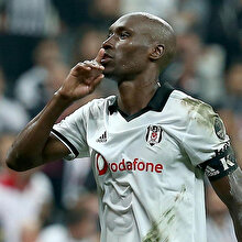36'lık Atiba Hutchinson rekor tanımıyor