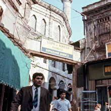 Şehri seyrediyorum