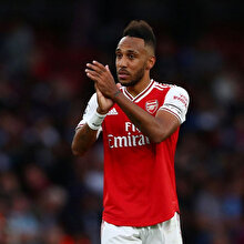 Arsenal'in yeni kaptanı Aubameyang
