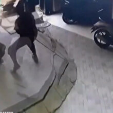 Bomba gibi patlayan foseptik tankı su tesisatçısını hayattan böyle kopardı
