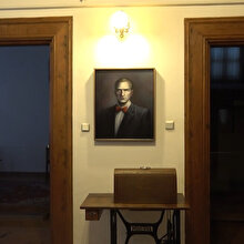 Hayalindeki Atatürk'ü tuvale yansıttı