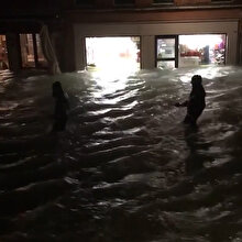 Rüya şehir olarak nitelendirilen Venedik yine sular altında