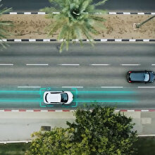 İsveç elektrikli araçları şarj edebilecek yollar inşa etmek istiyor