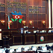 Azerbaycan'da parlamento feshedildi