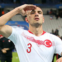 Milli gururumuz Merih Demiral, EURO 2020'nin en iyi 11'ine seçildi