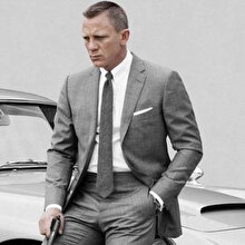 No Time to Die: 'James Bond geri döndü'