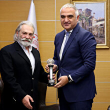 Kültür ve Turizm Bakanı Ersoy, Haluk Bilginer ile bir araya geldi