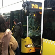 İstanbul Fikirtepe'de metrobüs kazası