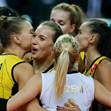VakıfBank Kadın Voleybol Takımı'ndan bronz madalya