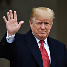 ABD derin devleti ile kedi-fare gibi oynayan Trump...