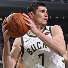 Ersan İlyasova yıldızlaştı, Milwaukee Bucks seriyi sürdürdü