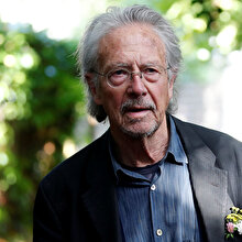 Bosna soykırımını inkar eden Peter Handke 'Kosova'da' istenmeyen kişi ilan edildi