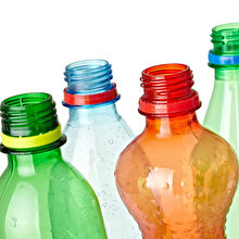 Plastiklerin numarasına bakmadan almayın: Kanser yapıyor