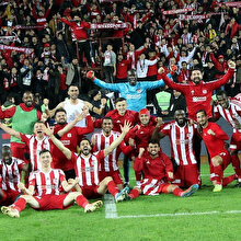 Sivasspor zirvede tek başına!