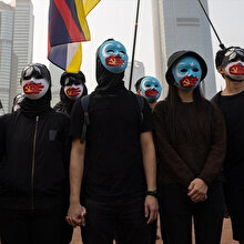 Hong Kong'da hükümet karşıtı göstericiler Uygur Türklerine destek için toplandı