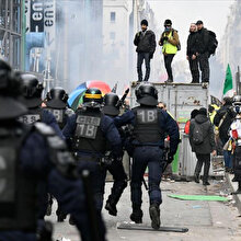 Fransa'da sular durulmuyor: Macron karşıtları yeniden sokaklarda