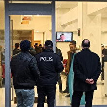 Silahla banka soyup, bomba bıraktı: Mahsur kalanlar var