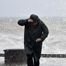 💨İstanbul'da fırtına alarmı:🌪️ Meteoroloji'nin ardından bir uyarı da AKOM'dan geldi