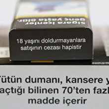 Sigara yarından itibaren yeni paketler ile satılacak