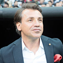 Antalyaspor Tamer Tuna ile anlaşmaya vardı!
