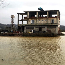 Sakarya'da bir mahalle sular altında kaldı: Giriş çıkışlar yasaklandı