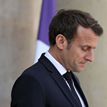 Macron'a Fransa'da huzur yok: Gittiği tiyatroda protesto edildi