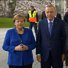 Merkel, Cumhurbaşkanı Erdoğan'ı kapıda karşıladı