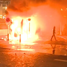 Paris'te gerginlik dozu artan 'sarı yelek' protestoları