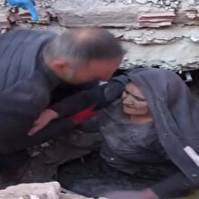 Enkaz altında kalan Hatun Yamış'ın kurtarılma anları