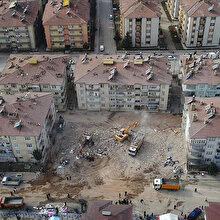 Mecliste depremzedeler için yardım kampanyası başlatıldı
