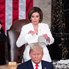 Temsilciler Meclisi Başkanı Nancy Pelosi, Trump'ın konuşma metnini yırtıp attı