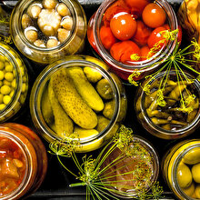 🥒🤤 Turşu sevenler dikkat: Bir avuç içinden fazla yemeyin ✋