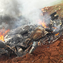 🚁İdlib'de Esed rejimine ait bir helikopter düşürüldü
