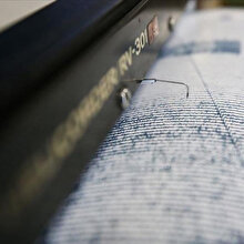 Manisa beşik gibi sallanıyor: 4.8 büyüklüğünde deprem oldu