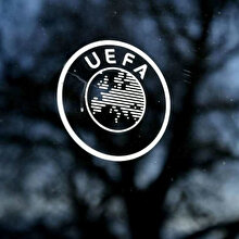 UEFA Şampiyonlar Ligi ve Avrupa Ligi maçlarını erteledi