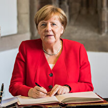 Merkel kendisini karantiya aldırdı