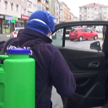 Avcılar'da araçlara korona virüs dezenfeksiyonu
